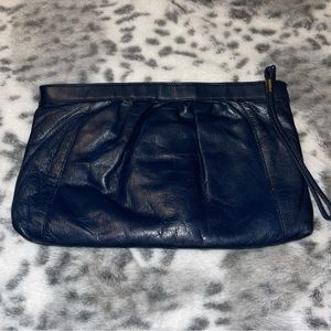 Toni Vintage Leather Clutch